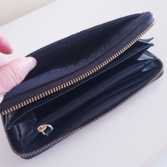 Kate Spade Wilson Road Neda Black Nylon Zip Around Wallet - Picture 4 of 10